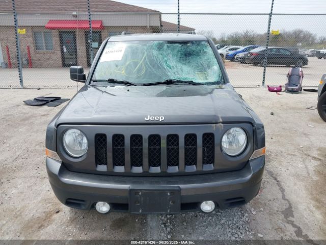 1C4NJRFB3ED731313 Jeep Patriot Latitude