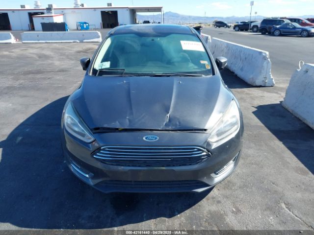 1FADP3N25HL299817 Ford Focus Titanium