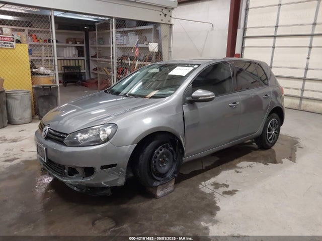 Volkswagen Golf 2014 WVWDB7AJ7EW002599 Image 2