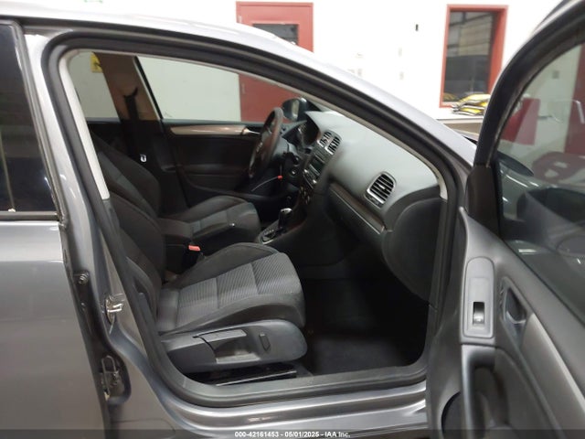 Volkswagen Golf 2014 WVWDB7AJ7EW002599 Image 5