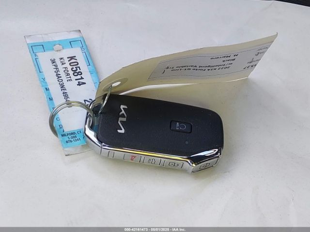 3KPF54AD3NE495460 KIA Forte Gt-line