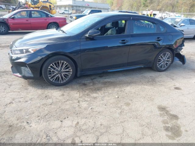 3KPF54AD3NE495460 KIA Forte Gt-line