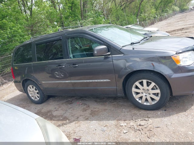 2C4RC1BG8FR538457 Chrysler Town & Country Touring