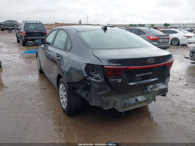 3KPF24AD4ME394810 KIA FORTE FE