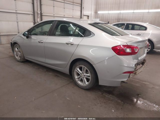2017 CHEVROLET CRUZE 1G1BE5SM0H7113417 Photo 2