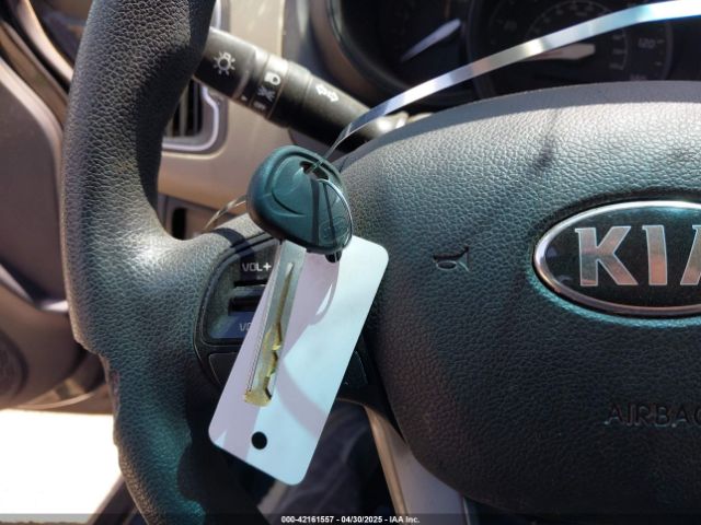KNADM4A34H6048581 KIA RIO LX