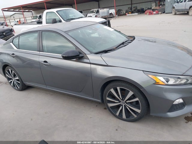 1N4BL4CV0NN386112 Nissan Altima Sr Fwd
