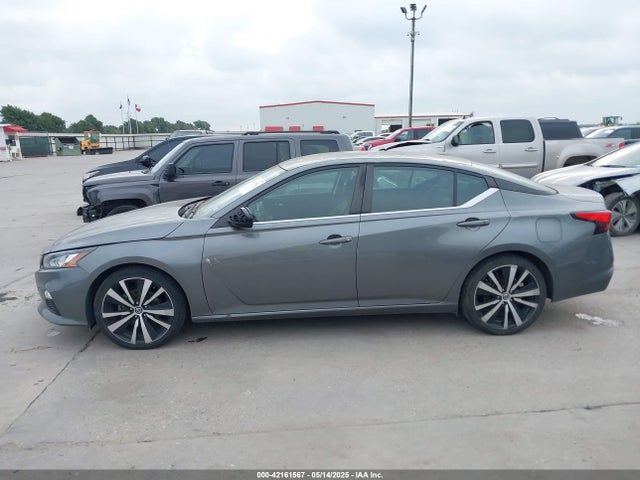 1N4BL4CV0NN386112 Nissan Altima Sr Fwd