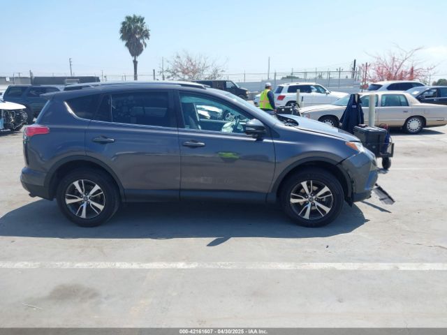 2T3WFREVXHW335954 Toyota Rav4 Xle