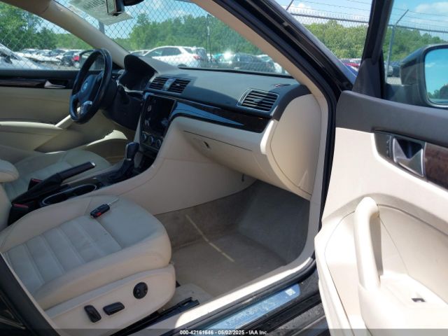 1VWCT7A30FC023742 Volkswagen Passat 1.8t Sel Premium
