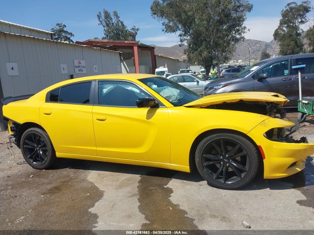 2C3CDXBG5HH533428 Dodge Charger