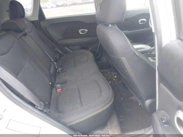 KNDJP3A52F7781082 KIA SOUL +