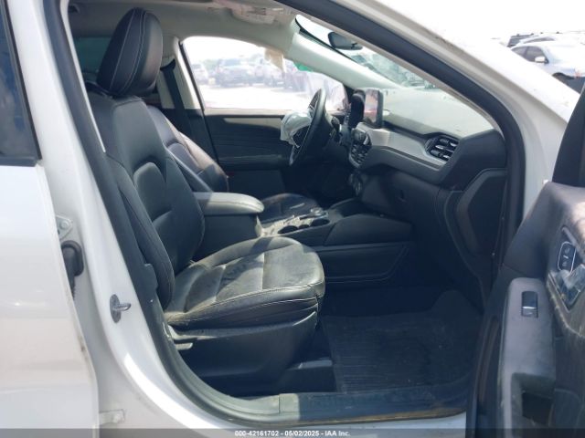1FMCU0H6XNUA83488 Ford ESCAPE SEL