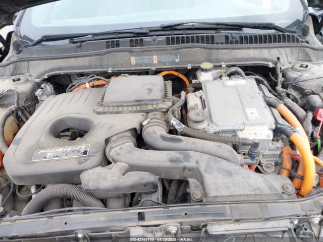 3FA6P0SU3KR284979 Ford Fusion Energi Titanium