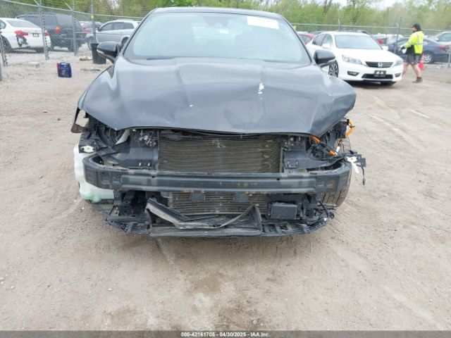 3FA6P0SU3KR284979 Ford Fusion Energi Titanium