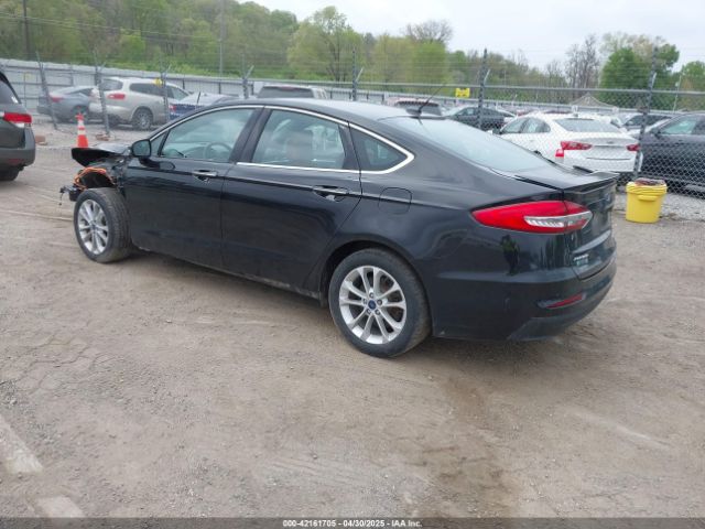 3FA6P0SU3KR284979 Ford Fusion Energi Titanium
