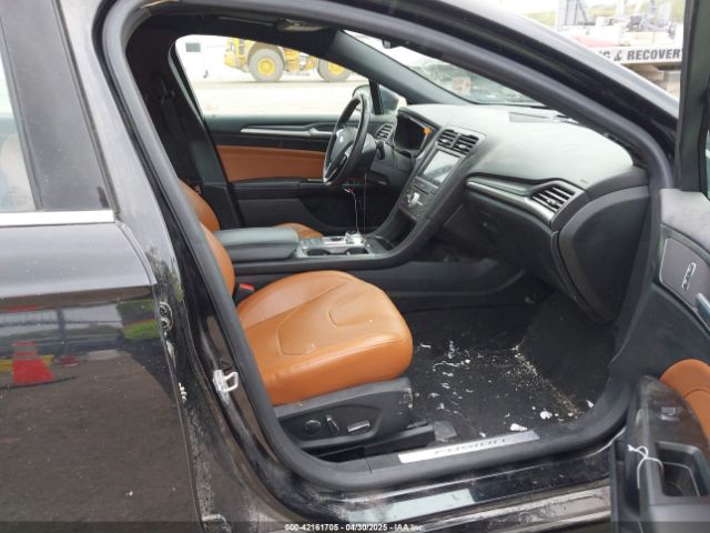 3FA6P0SU3KR284979 Ford Fusion Energi Titanium
