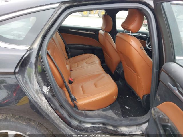 3FA6P0SU3KR284979 Ford Fusion Energi Titanium