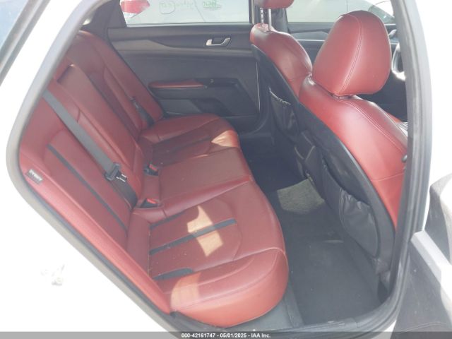 5XXG64J24NG114772 KIA K5 Gt-line