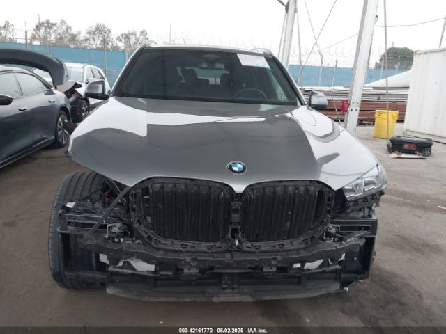 5UX13EU02R9V56594 BMW X5 Sdrive40i