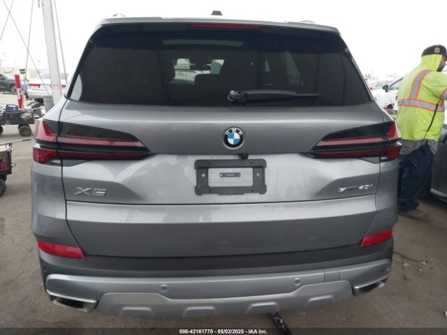 5UX13EU02R9V56594 BMW X5 Sdrive40i