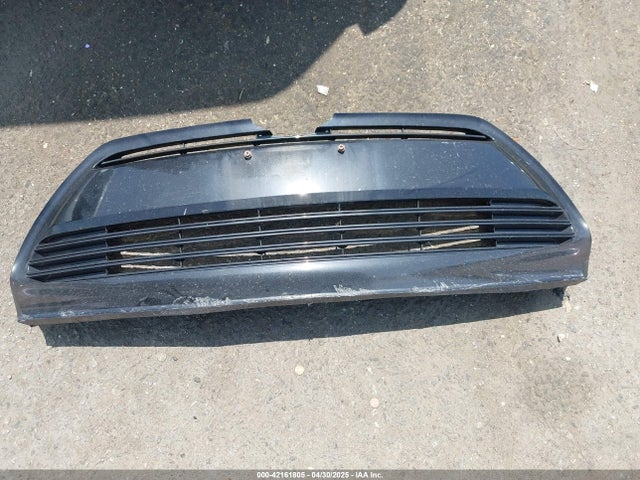 5YFBURHE9HP570887 Toyota COROLLA L