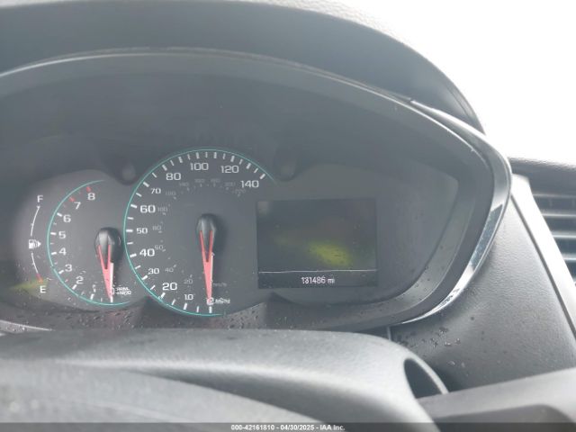 3GNCJKSB0KL233670 Chevrolet TRAX LS