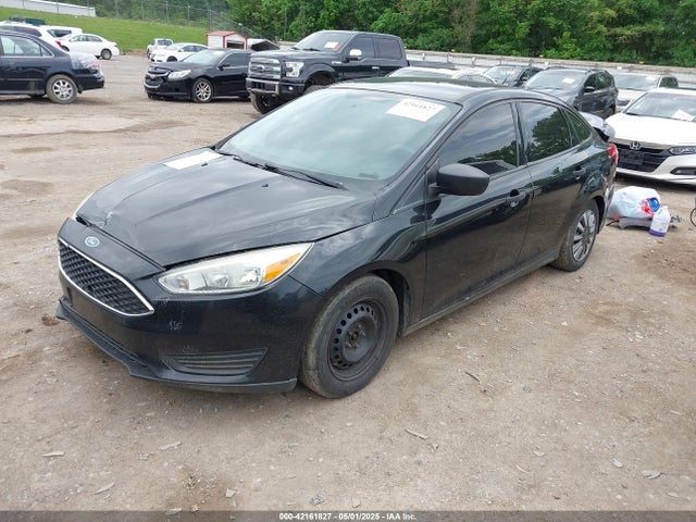Ford FOCUS S 2015 1FADP3E27FL259896 Image 2