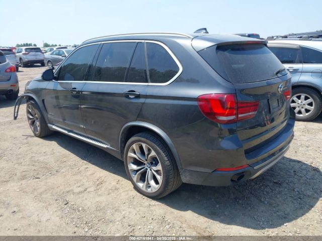 2016 BMW X5 5UXKR0C51G0P22771 Photo 2