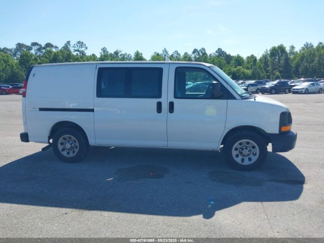 1GCSGAFX8E1157386 Chevrolet Express 1500 Work Van