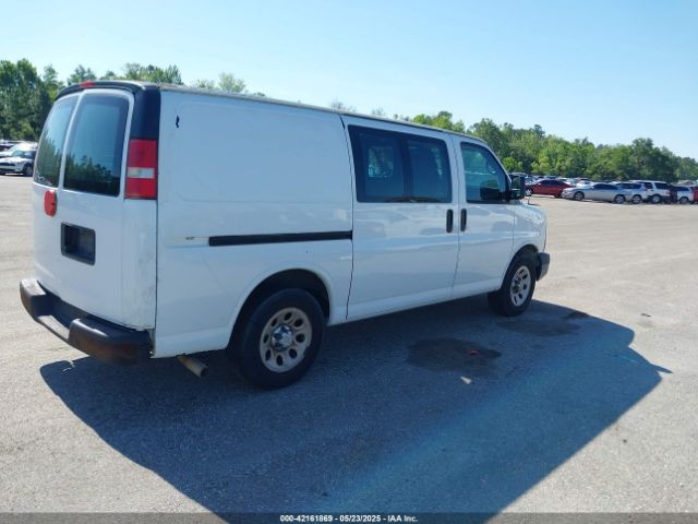 1GCSGAFX8E1157386 Chevrolet Express 1500 Work Van