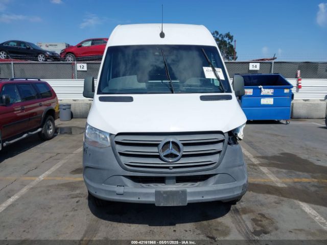 W1Y4DCHY2MT045927 Mercedes-Benz Sprinter 2500 High Roof I4 Diesel