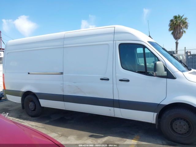 W1Y4DCHY2MT045927 Mercedes-Benz Sprinter 2500 High Roof I4 Diesel