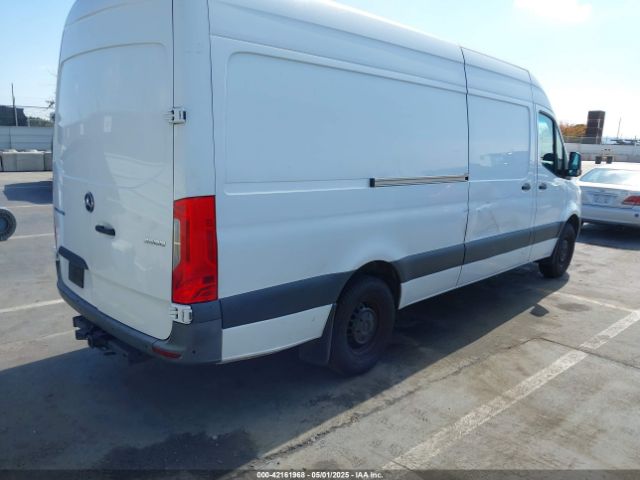 W1Y4DCHY2MT045927 Mercedes-Benz Sprinter 2500 High Roof I4 Diesel