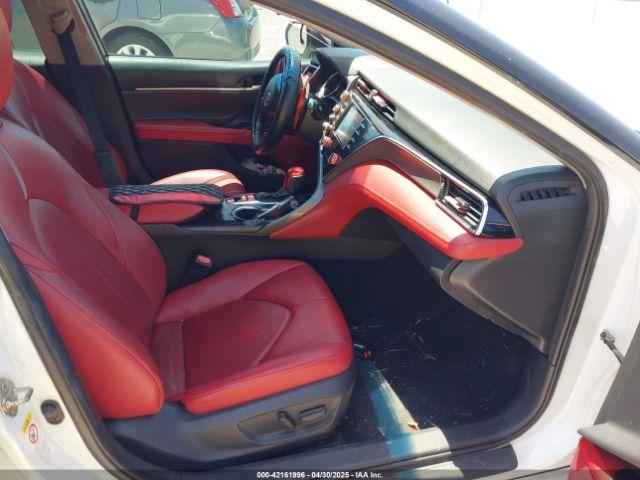4T1B61HK5JU156057 Toyota CAMRY XSE