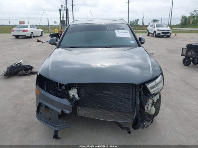 WA1HCCFS3JR002403 Audi Q3 2.0t Premium/2.0t Sport Premium