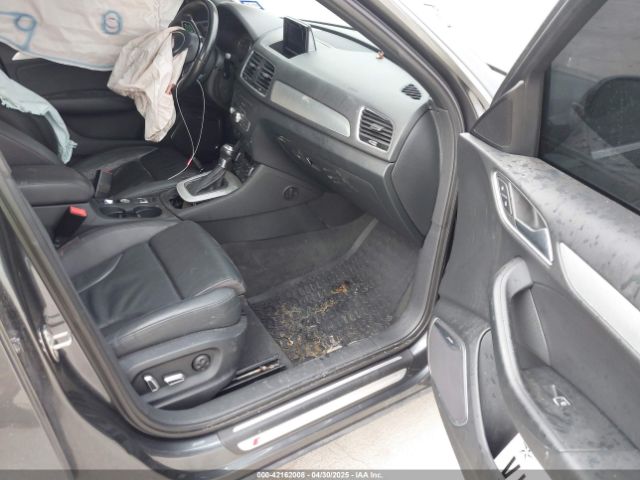 WA1HCCFS3JR002403 Audi Q3 2.0t Premium/2.0t Sport Premium