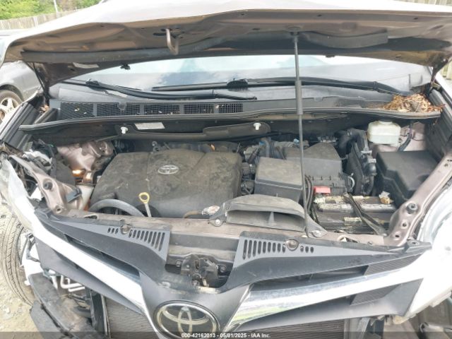5TDJZ3DC3KS219602 Toyota Sienna Le 7 Passenger