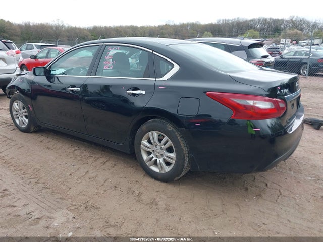 1N4AL3AP1JC139617 Nissan Altima 2.5 S