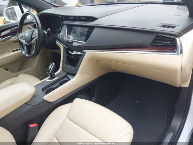 2018 CADILLAC XT5 1GYKNDRS5JZ193078 Photo 4