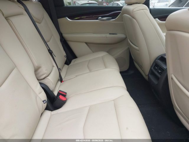 2018 CADILLAC XT5 1GYKNDRS5JZ193078 Photo 7