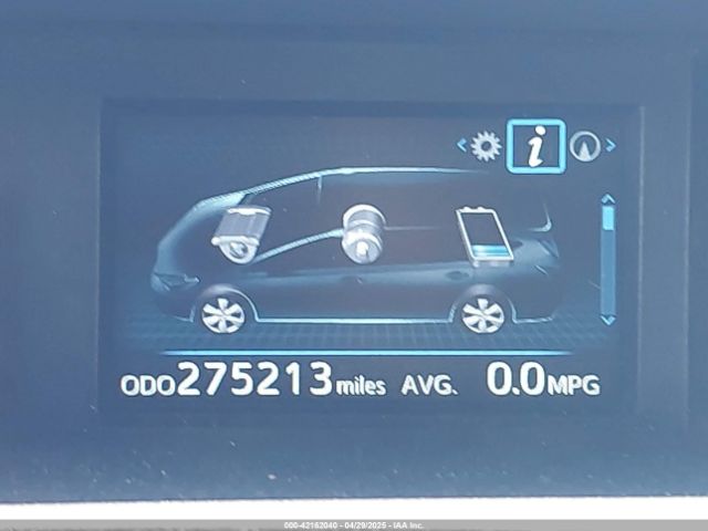 JTDZN3EU5GJ051939 Toyota Prius V Three