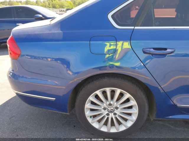 1VWBT7A38GC008788 Volkswagen Passat 1.8t Se