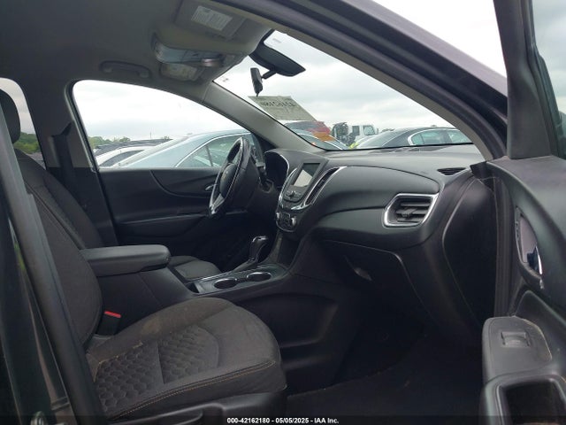 2GNAXKEV3K6125060 Chevrolet EQUINOX LT