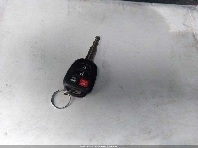 4T1BF1FK3GU233360 Toyota CAMRY SE