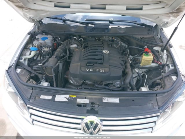 2016 VOLKSWAGEN TOUAREG WVGEF9BP1GD012885 Photo 9