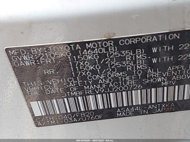 JTMBFREV9JJ200726 Toyota RAV4 LE