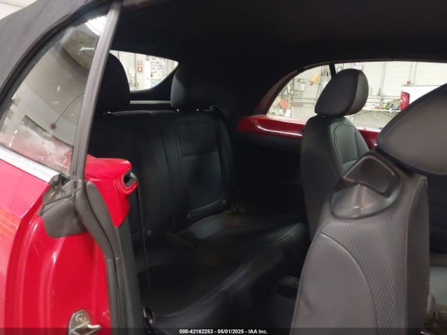 3VW517AT3FM809208 Volkswagen Beetle 1.8t