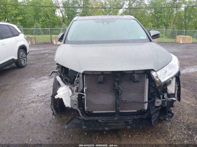 2018 TOYOTA HIGHLANDER 5TDJZRFH1JS867420 Photo 5