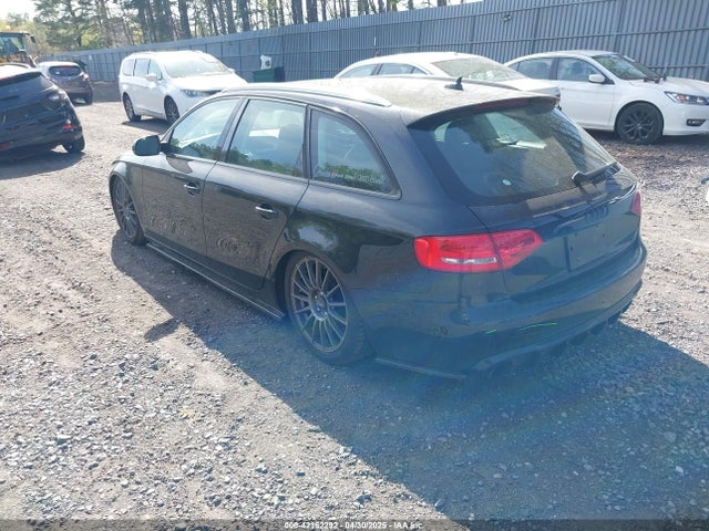 2010 AUDI A4 WAU4FBFL6AA122058 Photo 2